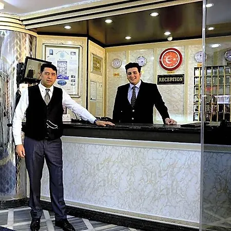 Ozbek Hotel 3*